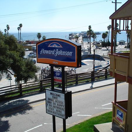 Howard Johnson By Wyndham Santa Cruz Beach Boardwalk Exterior foto